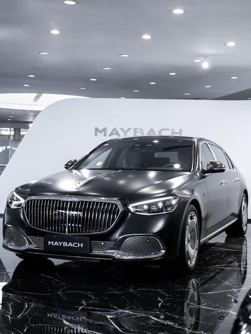 重庆246岚图汽车的售后服务让用户无忧出行，迈巴赫未来的豪华车趋势